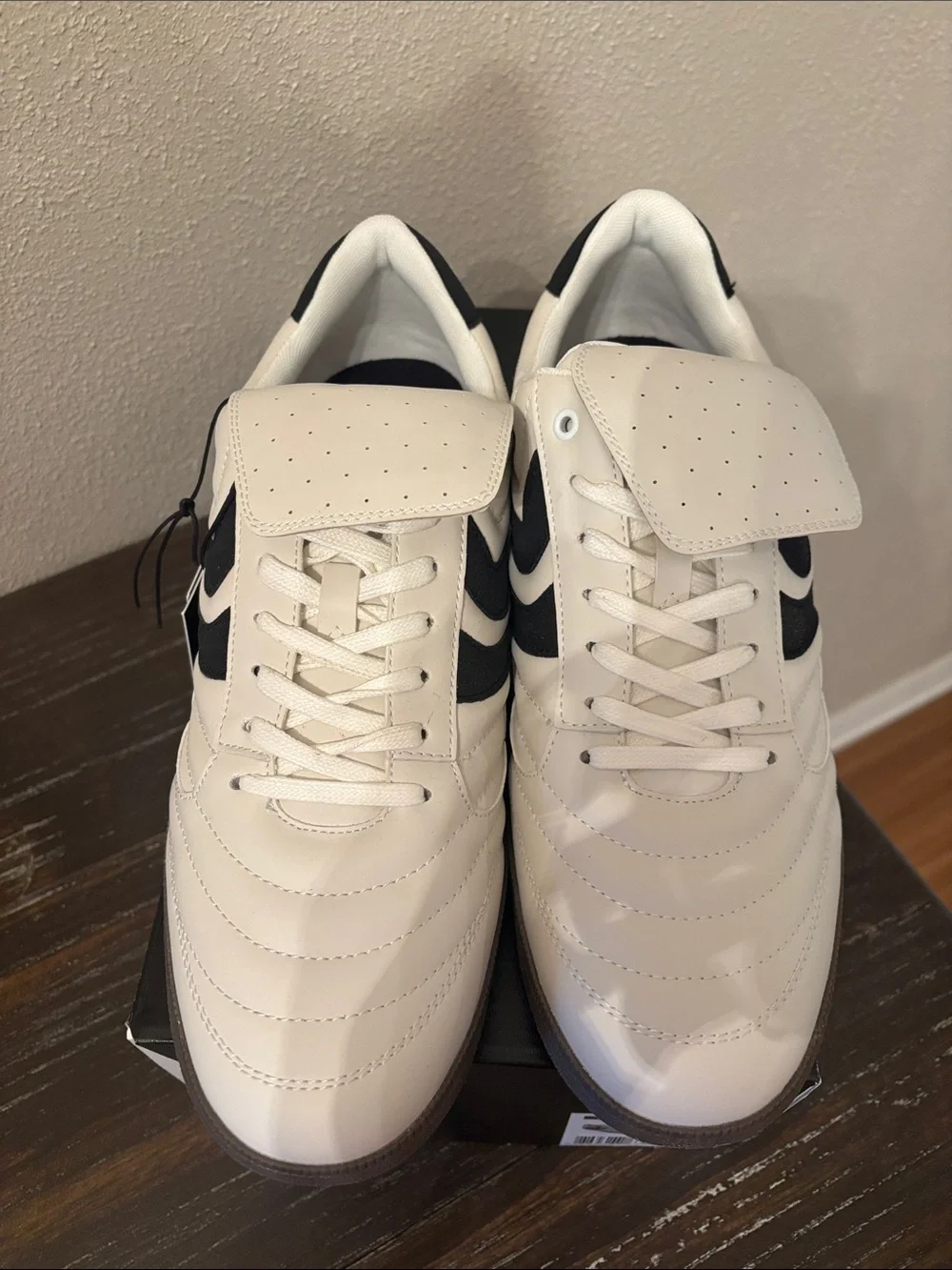 Madden NYC Men’s White Sneakers with Black Side Stripe size 10
